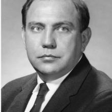 Headshot of James E. Leiss 