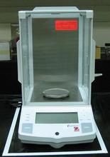 Ohaus Explorer E02140 Balance