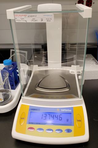 G100_Sartorius CP224S