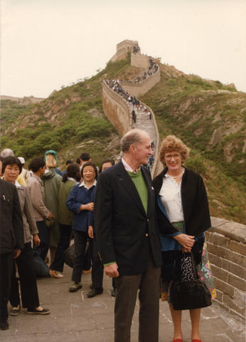 Photo of Mac and Midge Baldrige at Great Wall of China.
