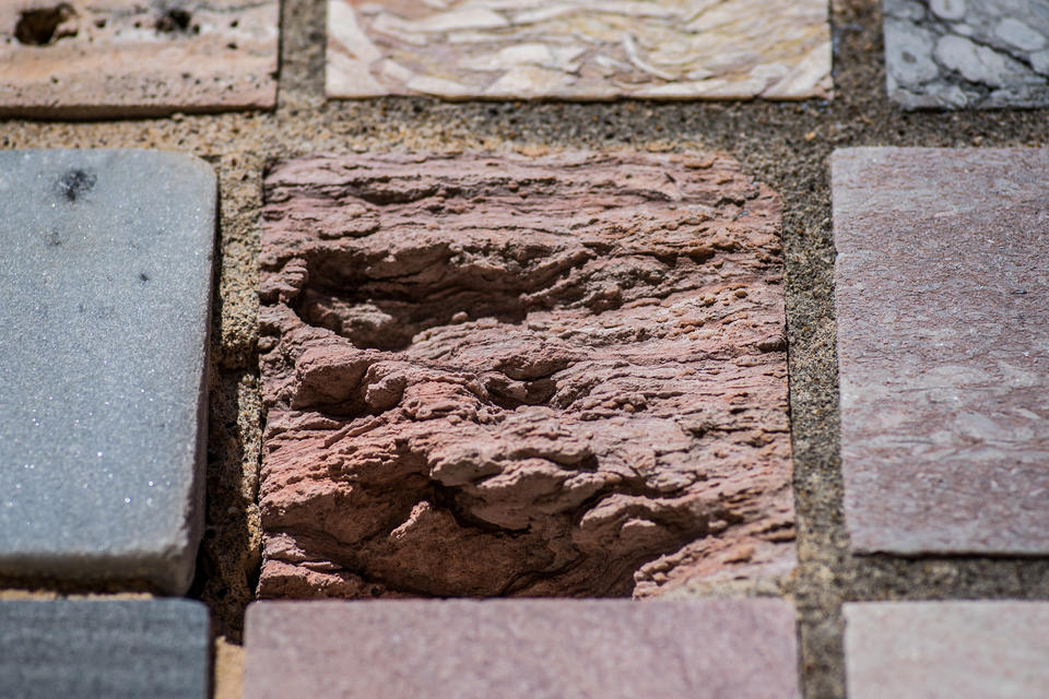 NIST Stone Test Wall light red Colorado limestone