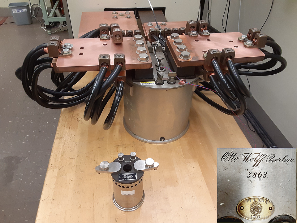 high-current standard resistor