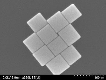 Nanocubes